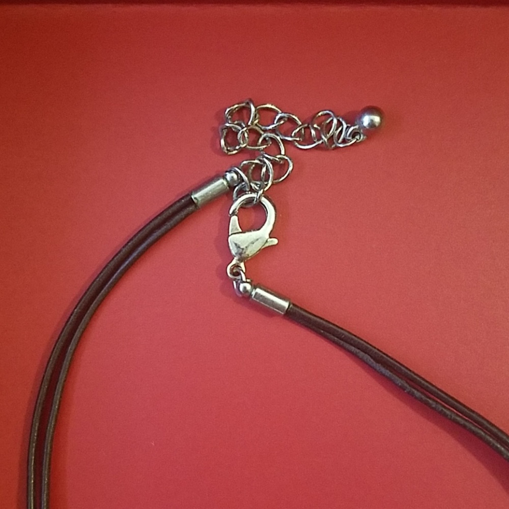 Necklace - Picture 3 of 8